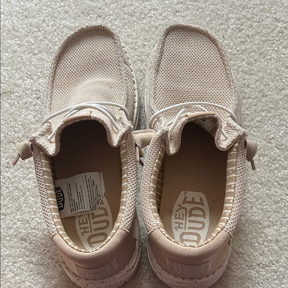 Hey Dude Men’s Light Beige Knit Slip-On Sneakers